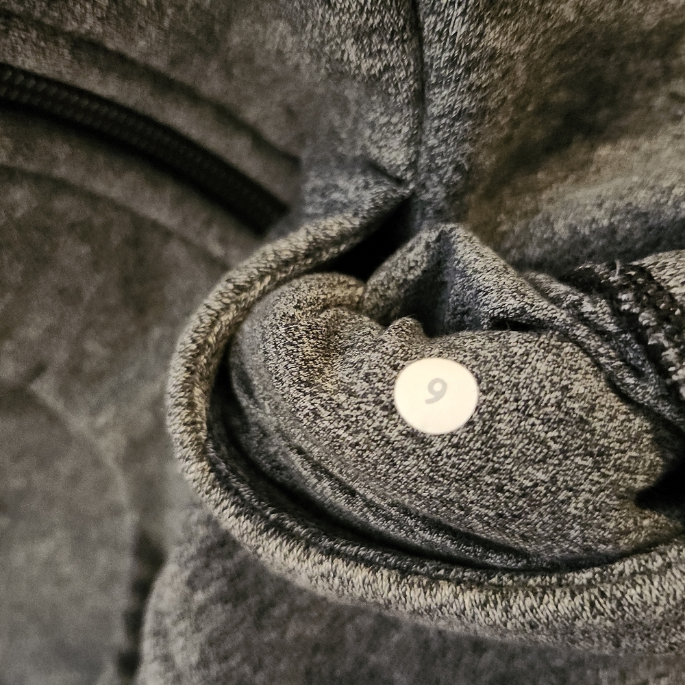 Lululemon Scuba Hoodie Size 6 Grey - Picture 4 of 8